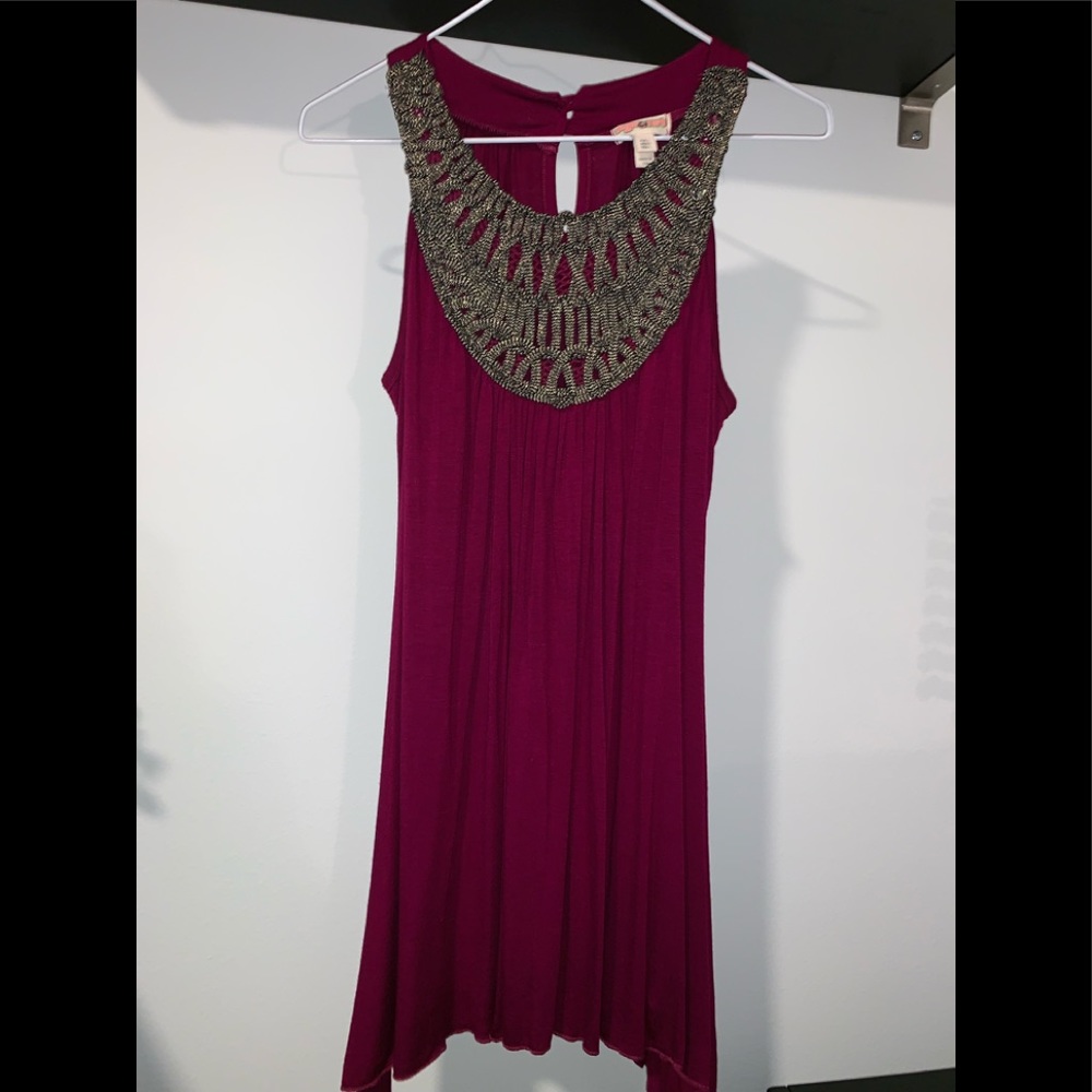 Women’s Maroon Tank Size L